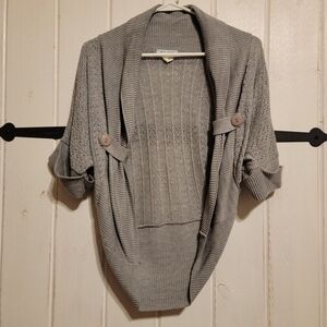 Wet Paint Womens Cardigan Gray Button Detail Short Sleeve Size Medium